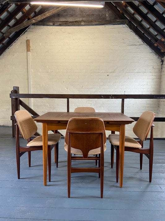 Midcentury Elliotts of Newbury (EON) Teak Dining Table and Four Chairs