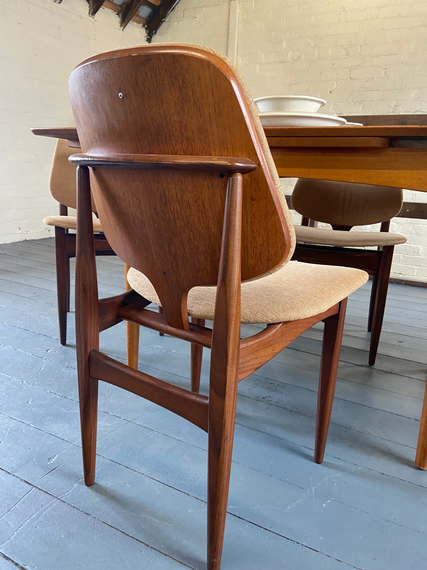 Midcentury Elliotts of Newbury (EON) Teak Dining Table and Four Chairs