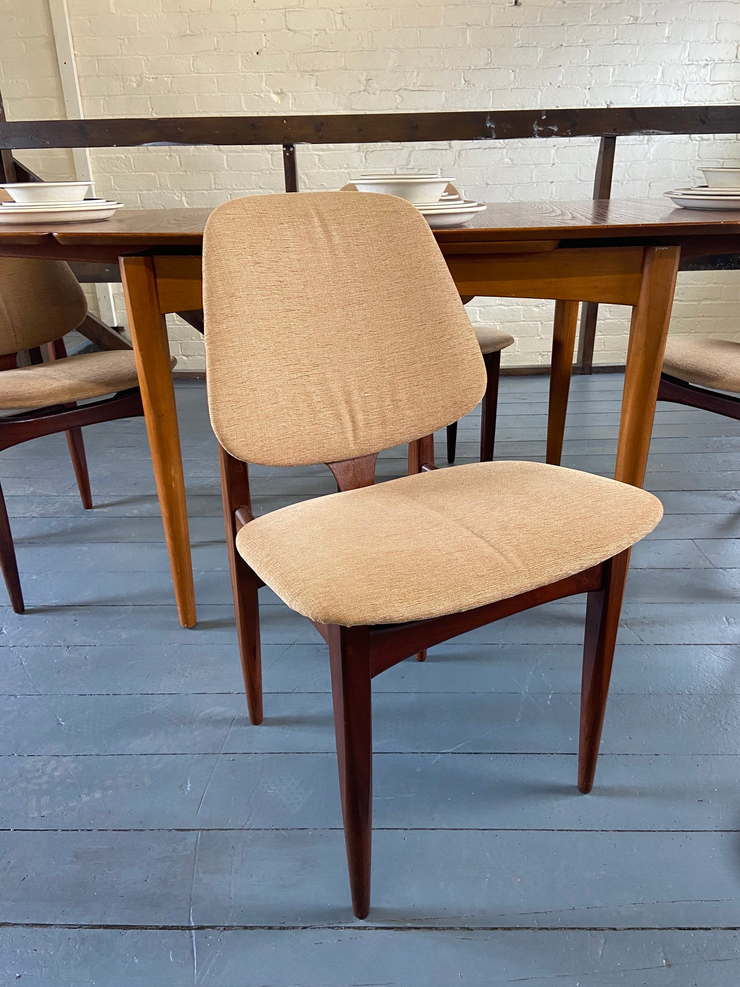 Midcentury Elliotts of Newbury (EON) Teak Dining Table and Four Chairs