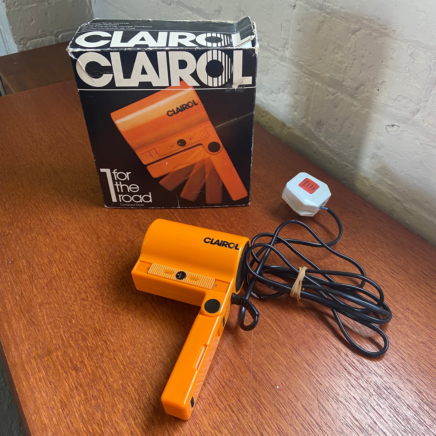 Clairol '1 For The Road' Foldable Hairdryer