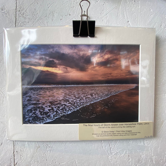 Third View Images 'The final hours of Storm Arwen over Horseshoe Point, Lincs' Mounted Print