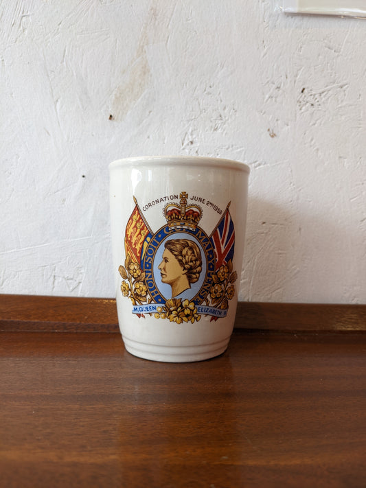 Queen Elizabeth Commemorative Coronation Mug