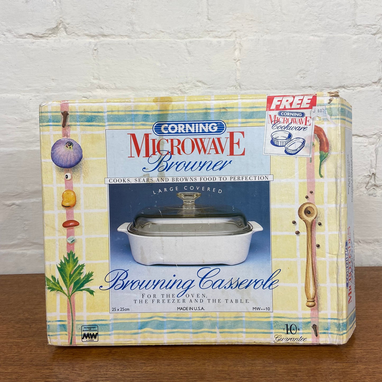 Vintage Corning Ware Microwave Browning Casserole Dish MW-10