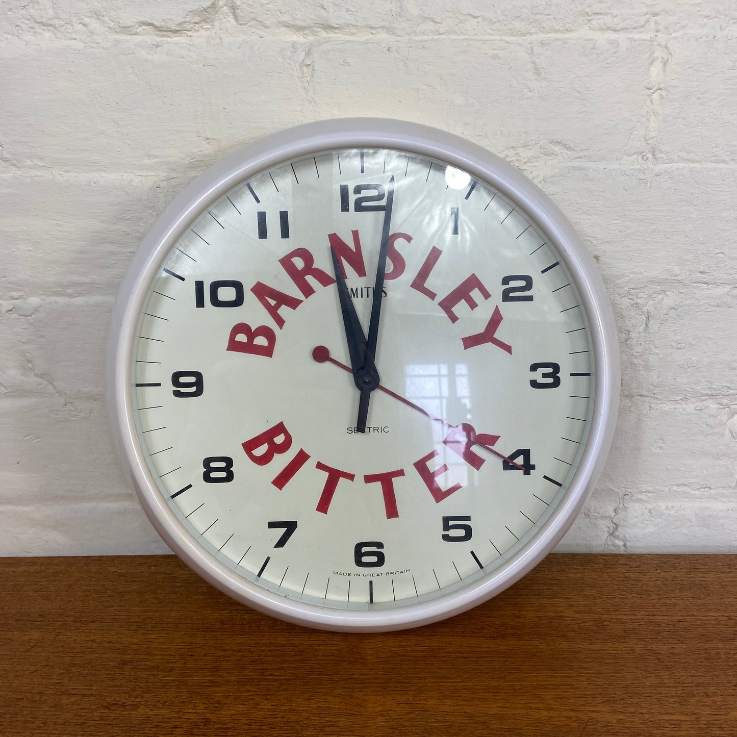 Vintage Barnsley Bitter Wall Clock *NOT WORKING