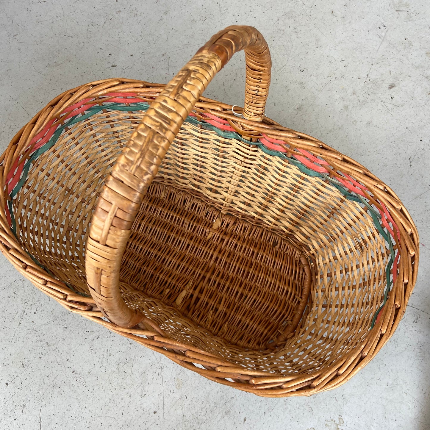 Vintage Wicker Picnic Basket