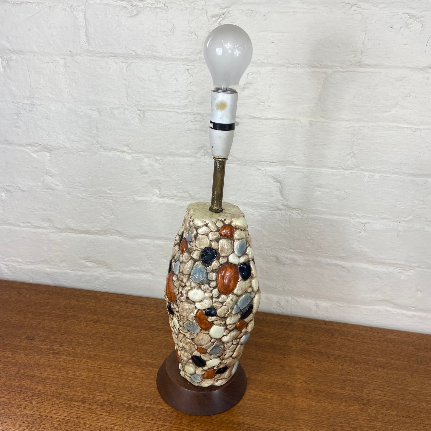 Vintage Rare Sylvac Pebble Lamp