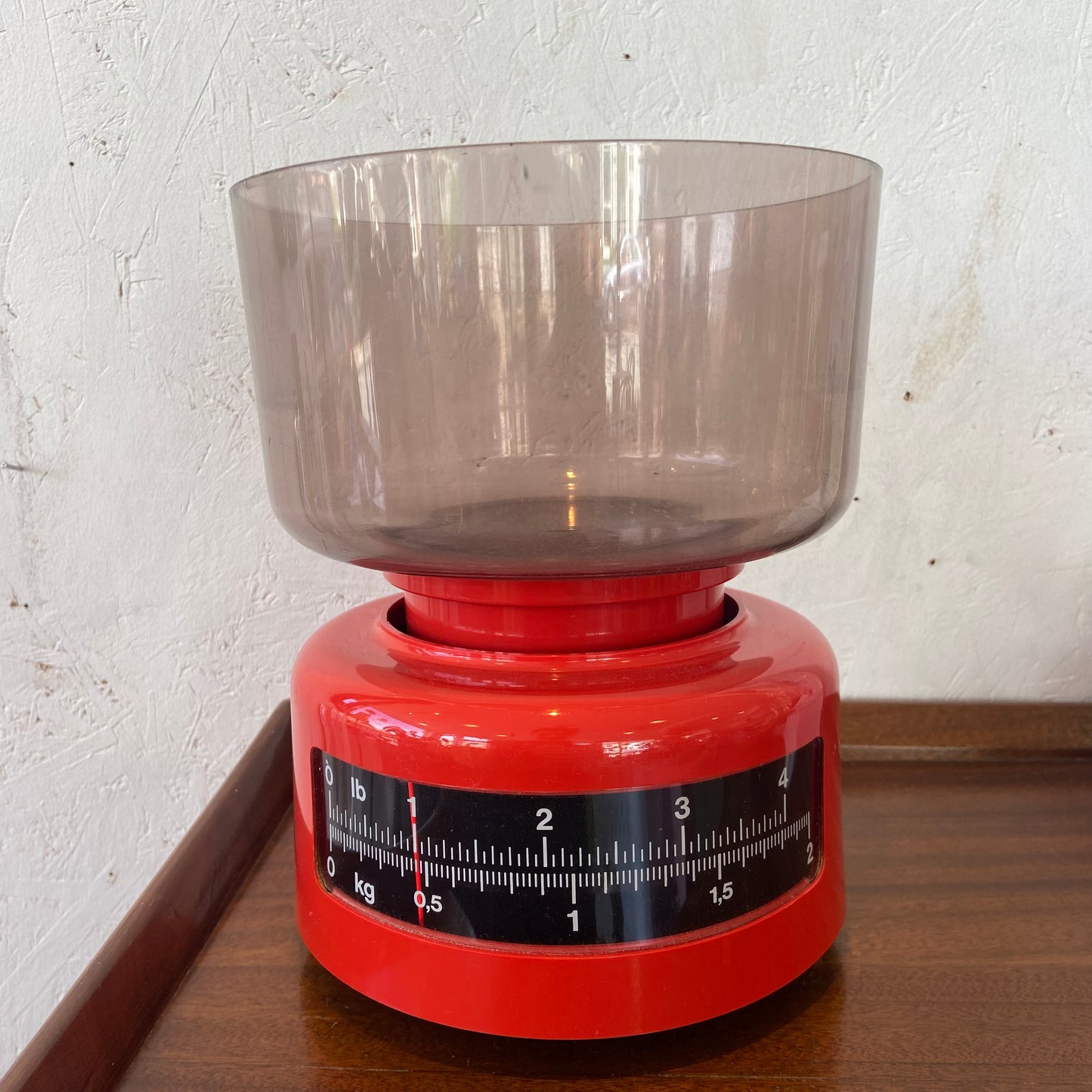 Vintage Red Plastic Kitchen Scales