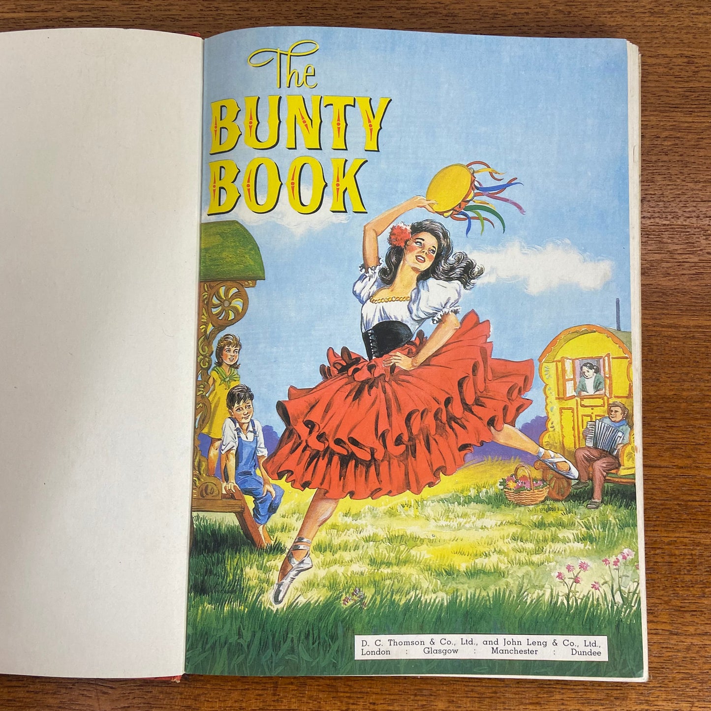 Bunty Book for Girls 1975